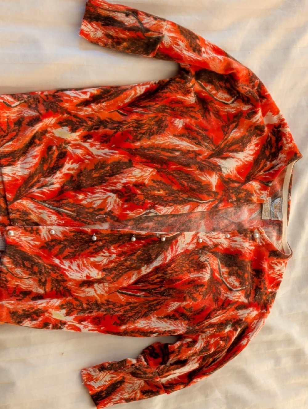 Women's Pearl Button Cardigan in Red and Brown Abstract Print